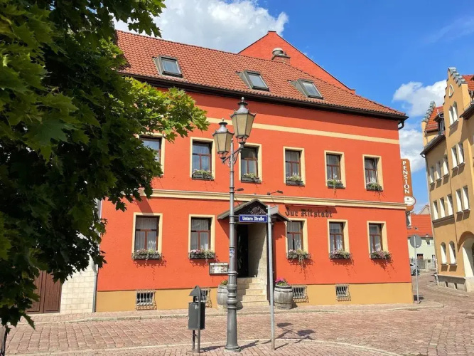 Zur Altstadt - Am Fuße der Osterburg - Gaststätte, Pension, FEWO