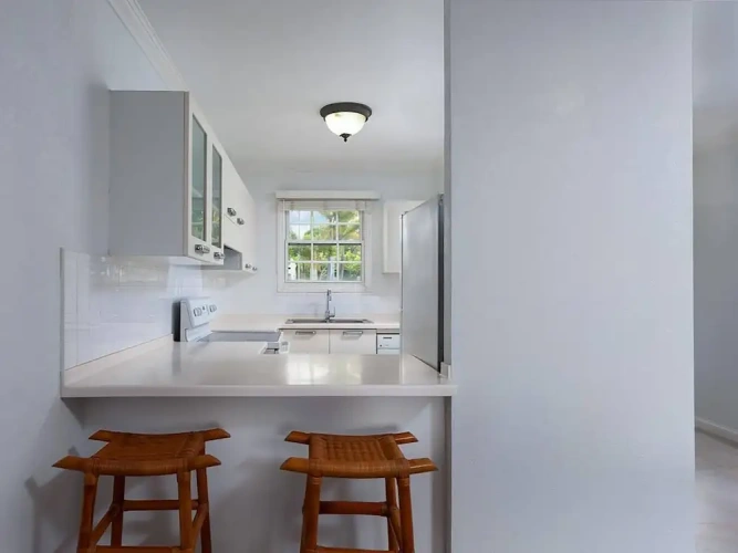 2 Bedrooms Apartment with balcony and with garden view