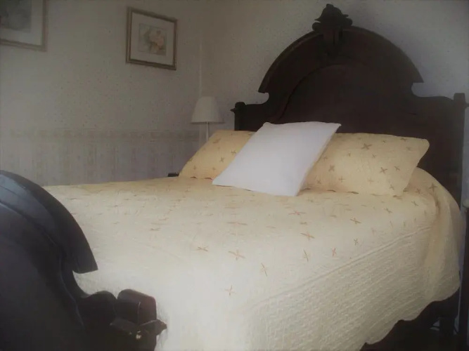 The Dominion House Bed & Breakfast