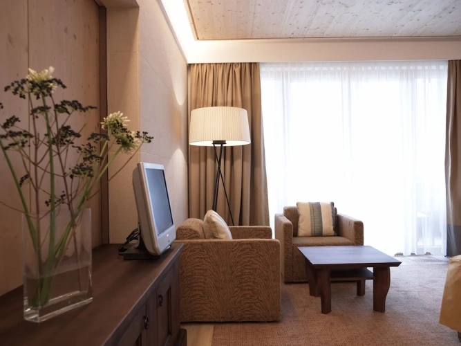 Junior Suite with balcony and with mountain view