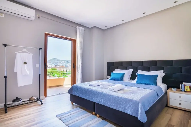 Superior Apartment with balcony and with mountain view