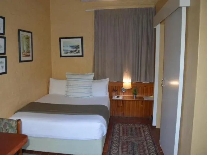 Standard Single room