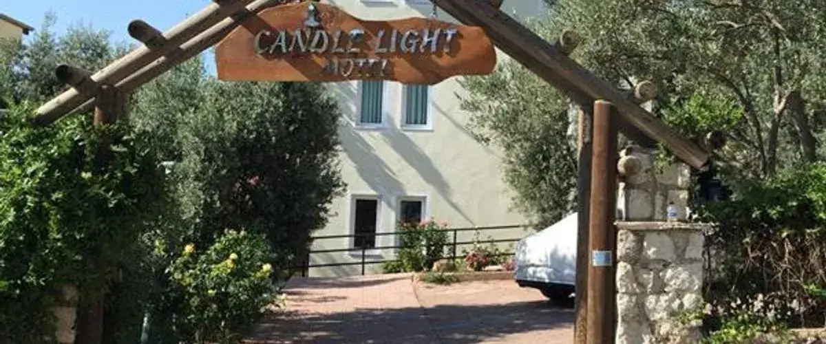 Candle Light Motel