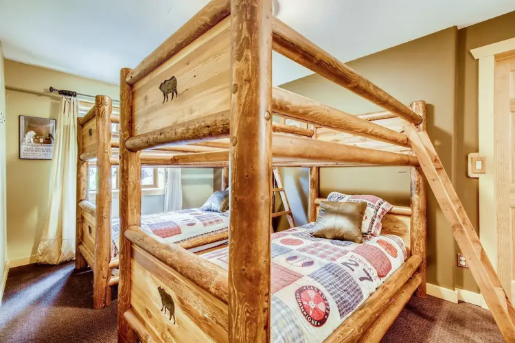 New Listing! Charming Log W/ Private Hot Tub - 3 Br Home