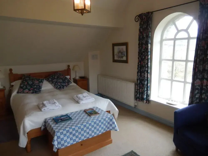 Alltybrain Farm Cottages and B&B