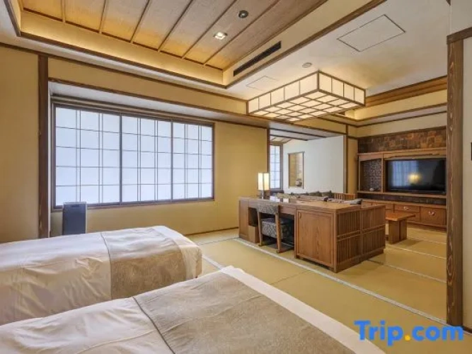 Quadruple Suite