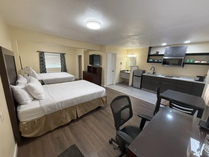 Standard Quadruple room