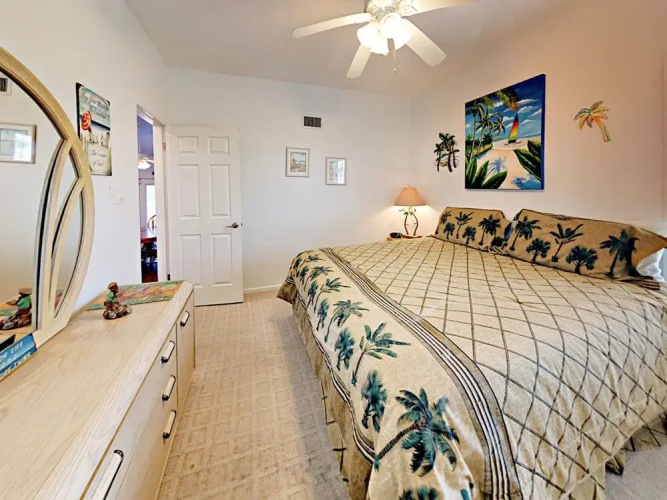Split Level Stunner in Port Aransas by RedAwning
