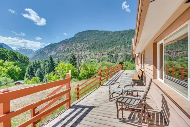 3 Bedrooms Cottage with balcony
