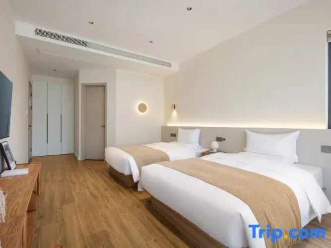 Standard Twin Family room