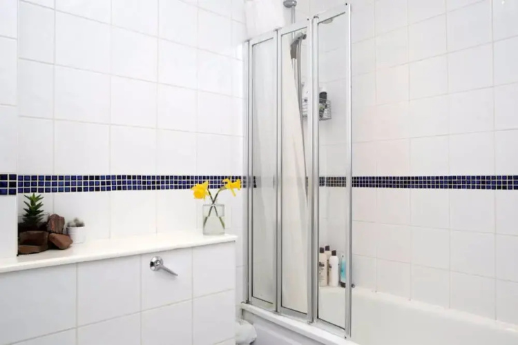 1 Bedroom Apartment In Morningside