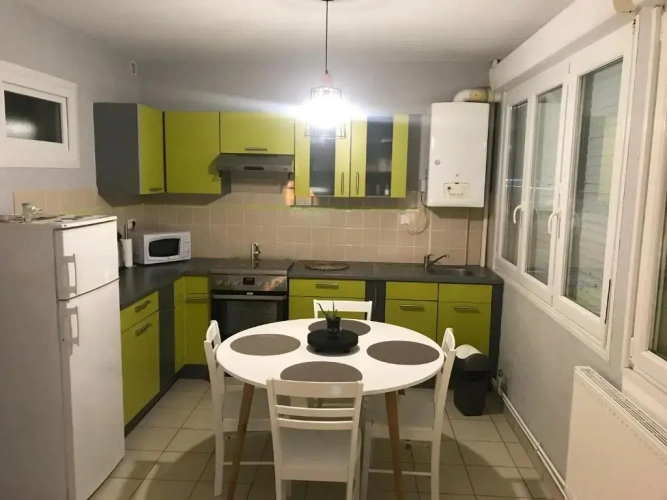 2 Bedrooms Apartment