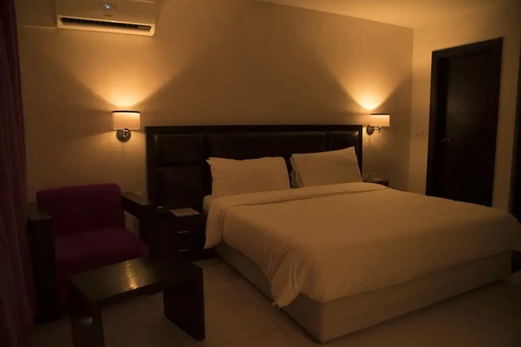 Deluxe Suite with balcony and with sea view
