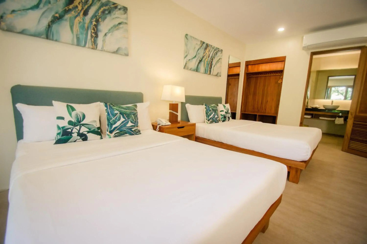 Almont Inland Resort