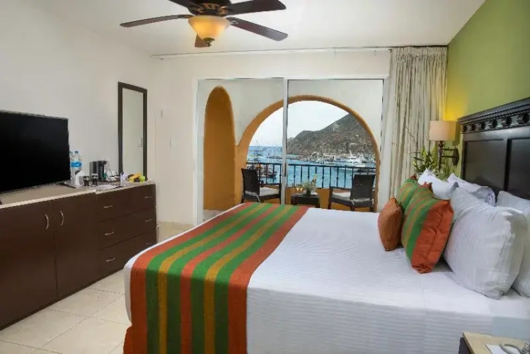 Deluxe Double room with balcony and with harbour view