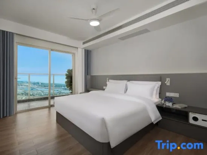 1 Bedroom Executive Suite with sea view