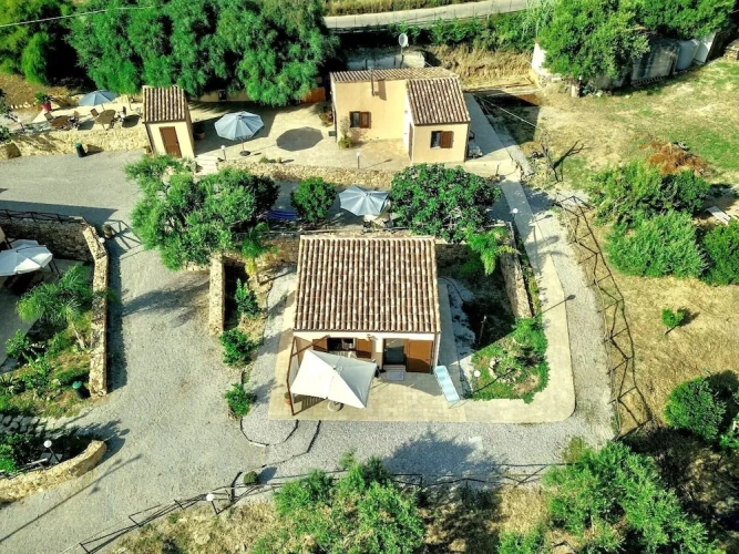 Bungalow with park view