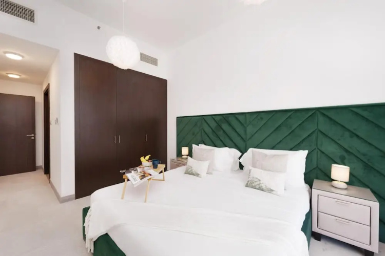Elegant Panoramic Sea View Apt on Al Reem Island