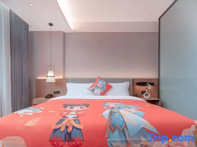 Luxury Family Suite with panoramic view