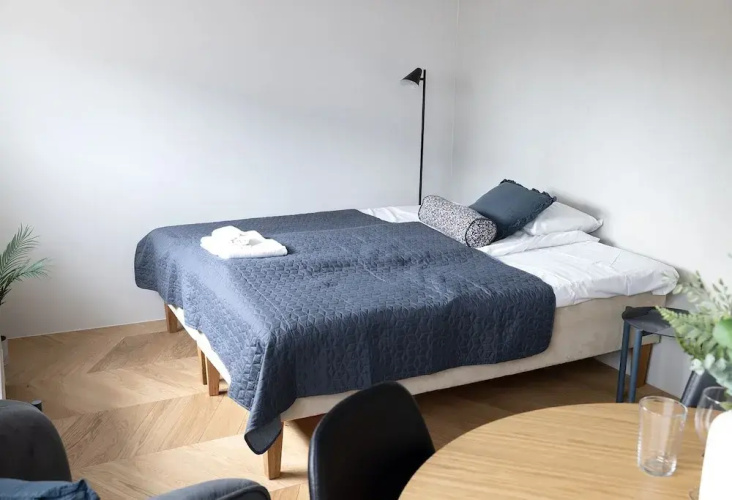 2ndhomes Beautiful & Modern Attic Studio