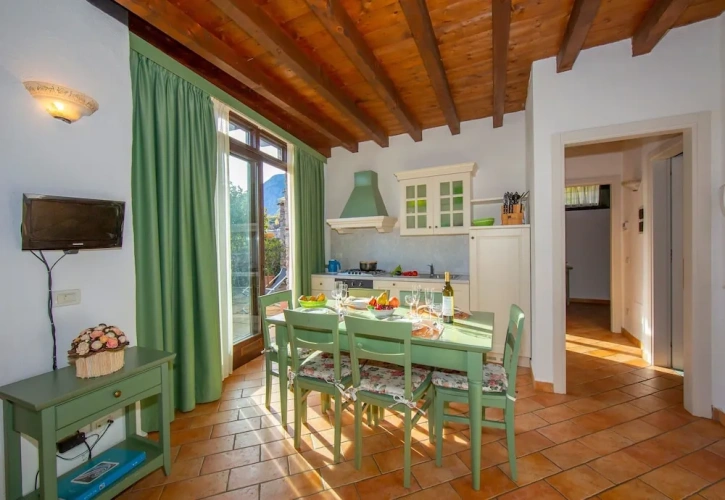 2 Bedrooms Family Apartment