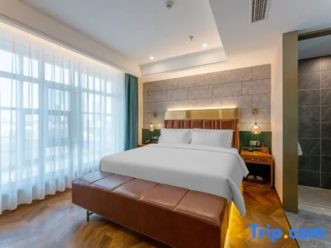 Standard Double Suite