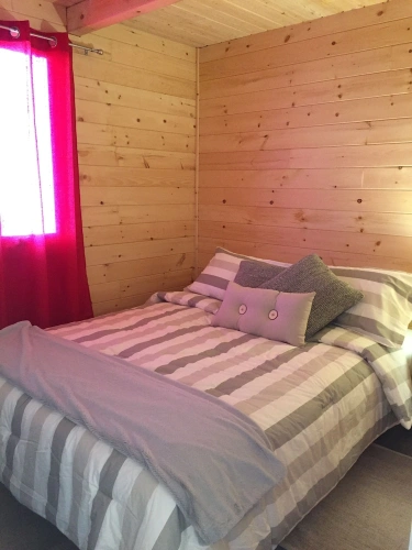 2 Bedrooms Chalet with balcony and beachfront