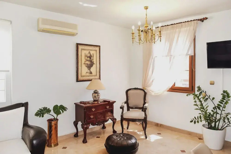 Boutique Home in Pythagorion