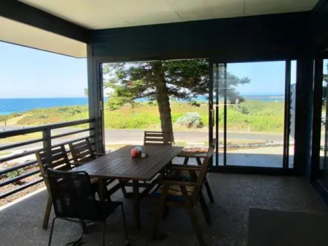 Storm Bay Cottage