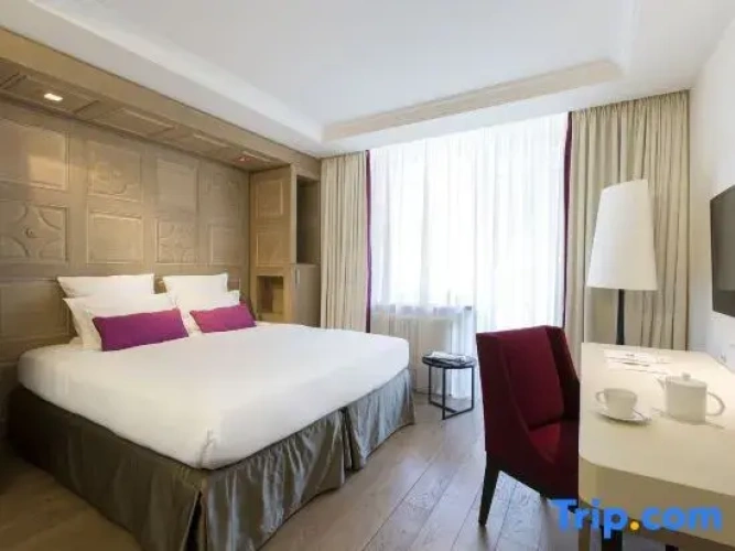 Superior Double room with view