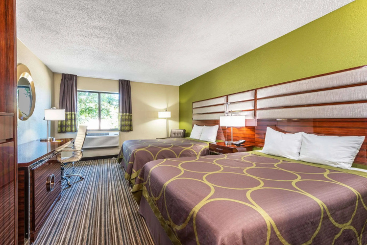 Super 8 Copley Akron