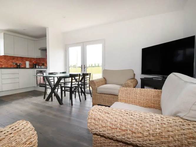 Atlantic Apartment