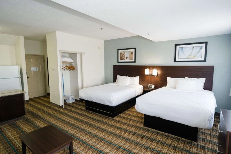 Quadruple Suite
