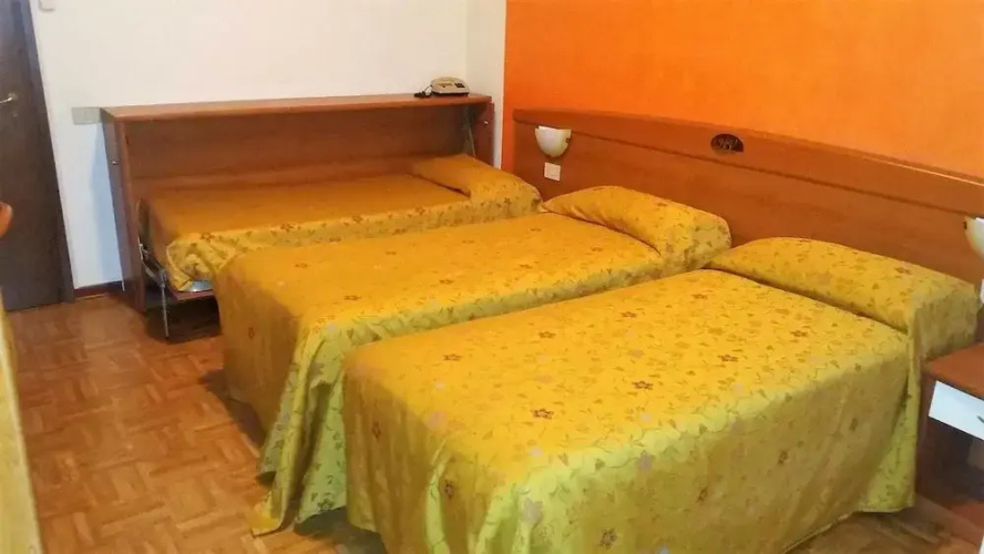 Hotel St. Louis