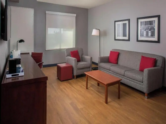 1 Bedroom Double Suite