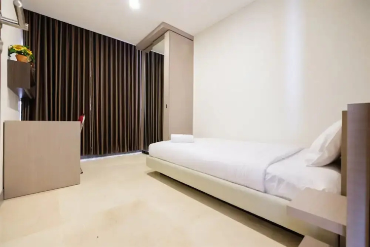 Modern Elegant Design L'Avenue Apartment