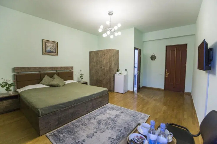 Republic Square Boutique Hotel