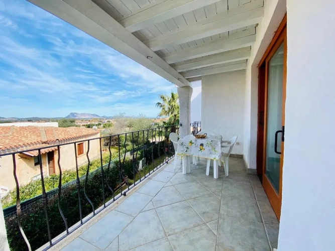 Apartment with balcony