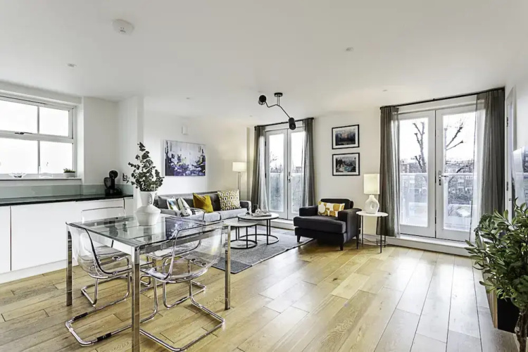 Tranquil Belsize Park Haven With Stunning Views