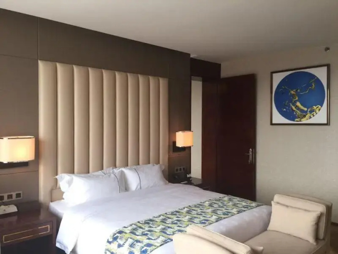 XINJUNYUE International Hotel