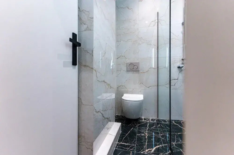 Elegant Flat 5 Walk to Metro Panormou