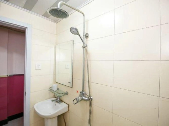 Gulou Holiday Inn