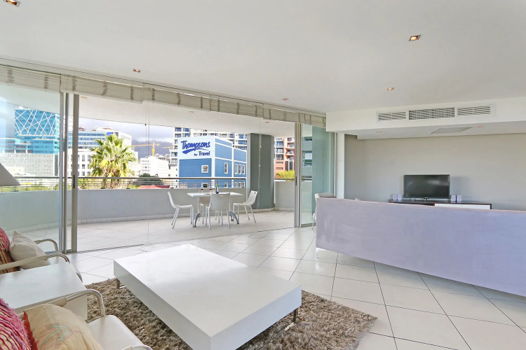 Harbouredge Suites by Totalstay
