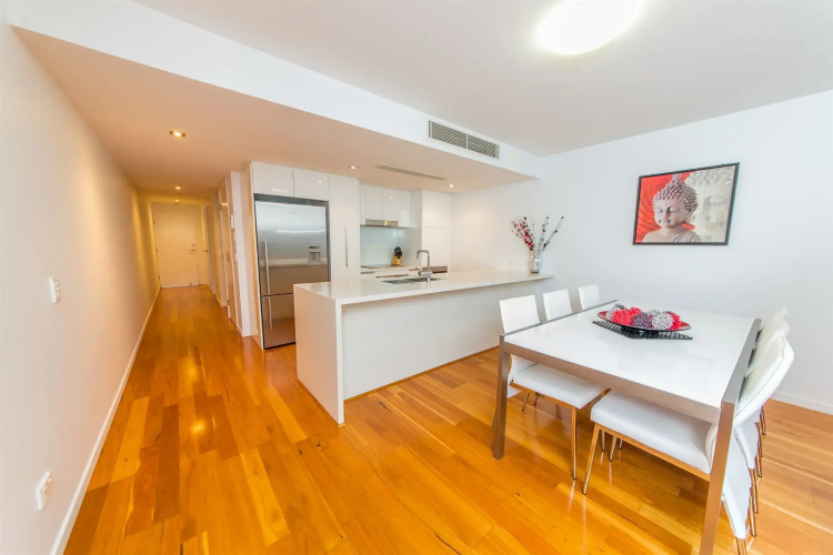 Echelon Apartments