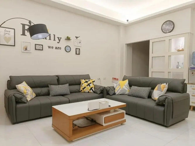 5 Bedrooms Cottage