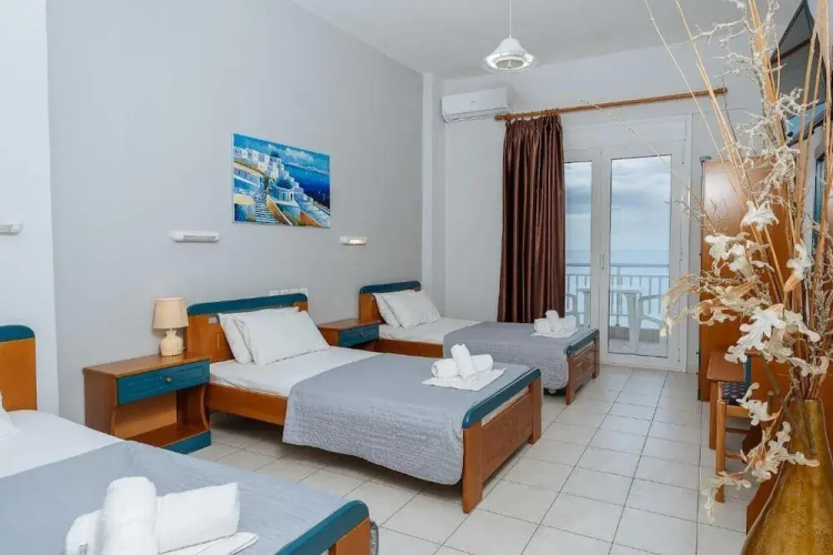 Hotel Galaxias