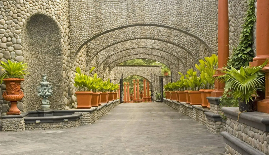 Zephyr Palace Luxury Hotel