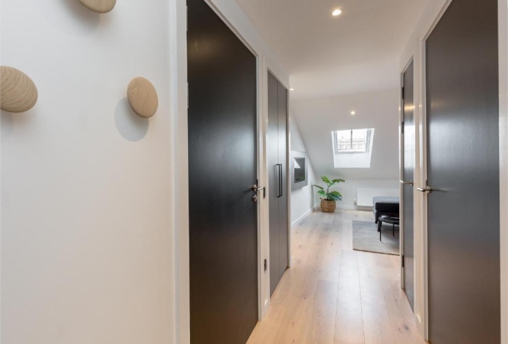 1 Bedroom Apartment with city view