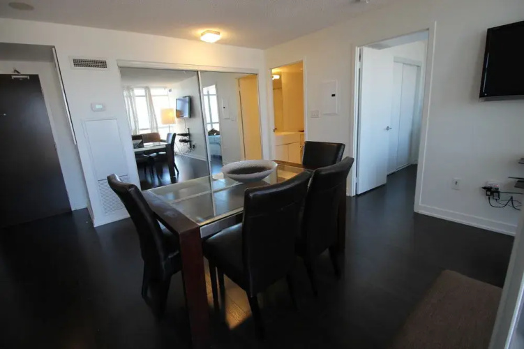 Executive Furnished Condos - Parade II