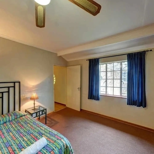 2 Bedrooms Cottage